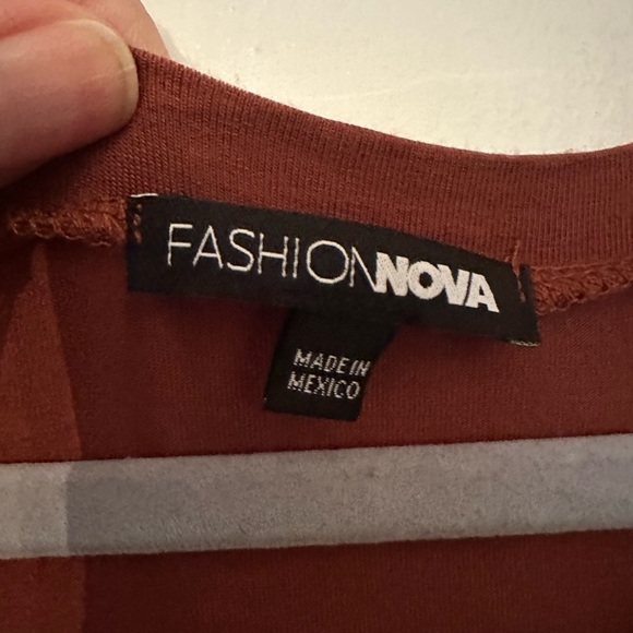 Fashion Nova “Limited Edition” Maxi - Picture 4 of 7